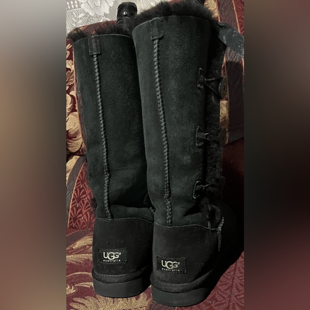 Ugg winter boots